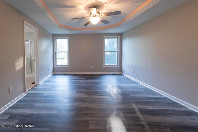 15803 Northville Pl, Louisville, KY 40245