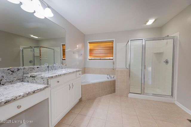 15803 Northville Pl, Louisville, KY 40245