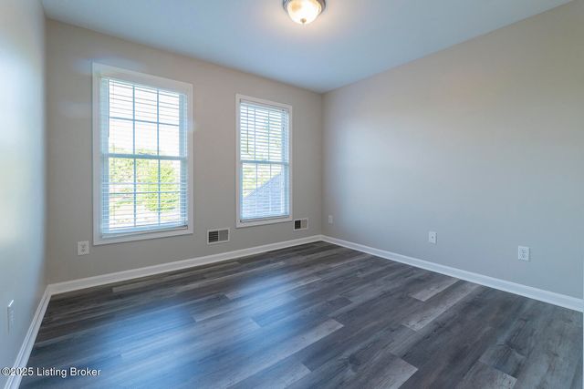 15803 Northville Pl, Louisville, KY 40245