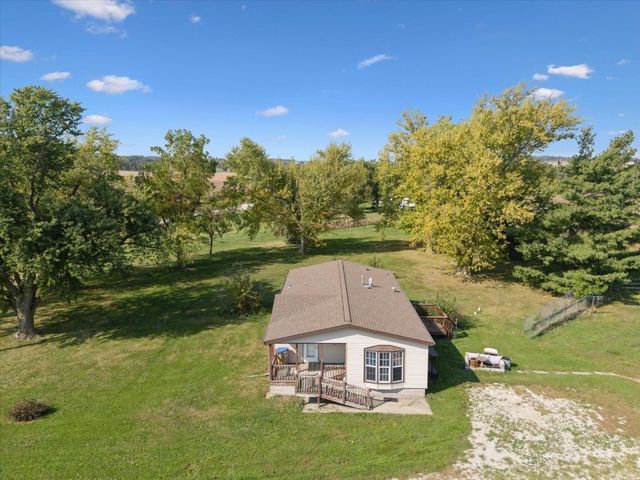1401 W Mount Vernon Rd, Mt Vernon, IA 52314