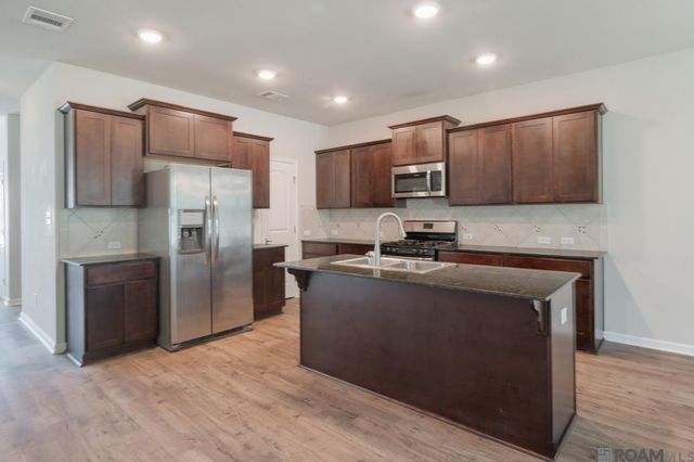 36991 Oak Haven Dr, Denham Springs, LA 70706