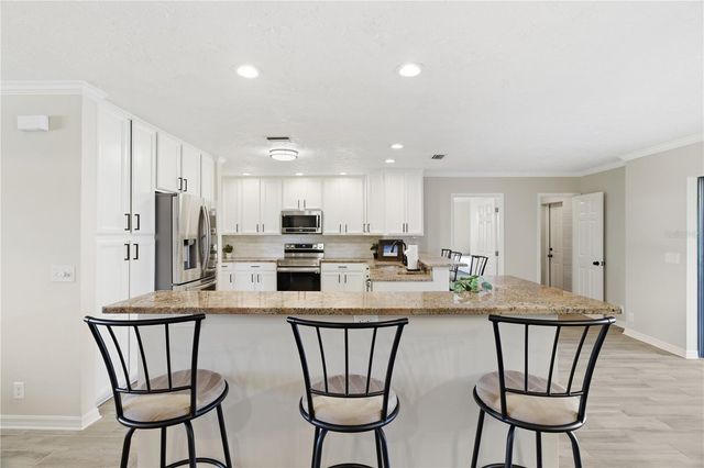 4219 2ND AVENUE NE, Bradenton, FL 34208
