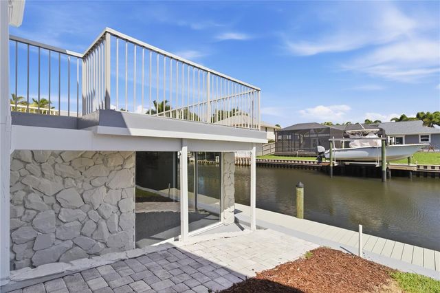 4219 2ND AVENUE NE, Bradenton, FL 34208