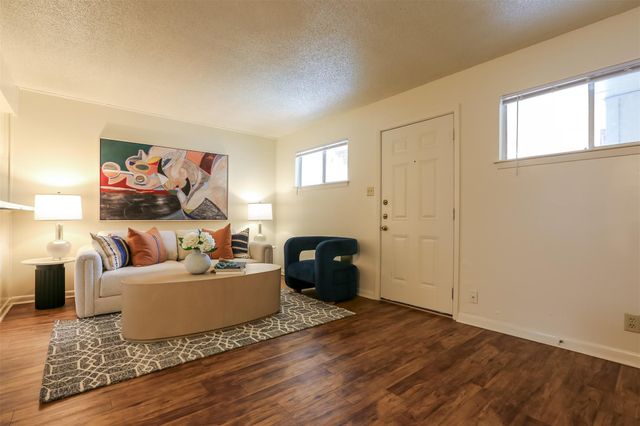 4553 Guadalupe ST 2B, Austin, TX 78751