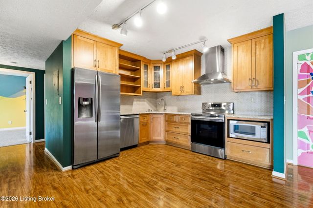 4180 Lyndon Way 507, Louisville, KY 40207