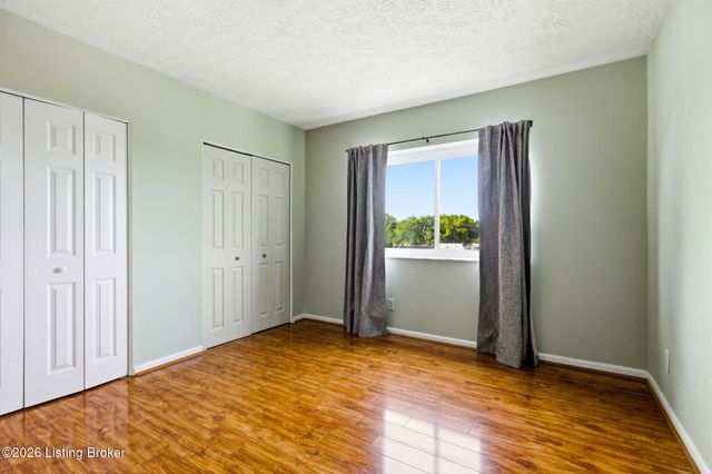 4180 Lyndon Way 507, Louisville, KY 40207