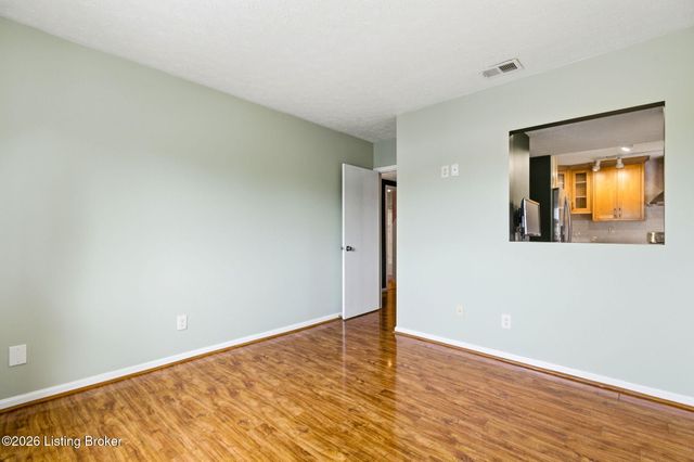 4180 Lyndon Way 507, Louisville, KY 40207