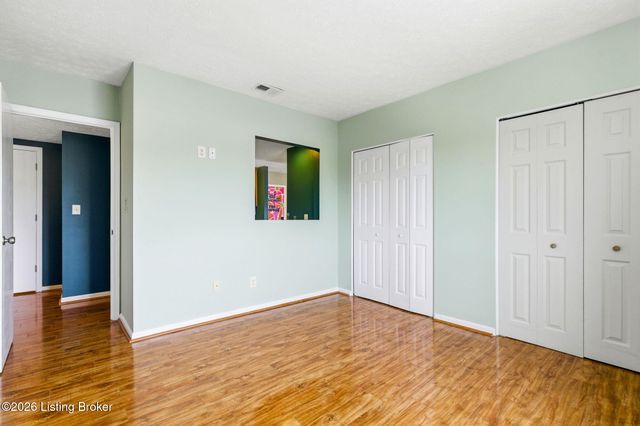 4180 Lyndon Way 507, Louisville, KY 40207