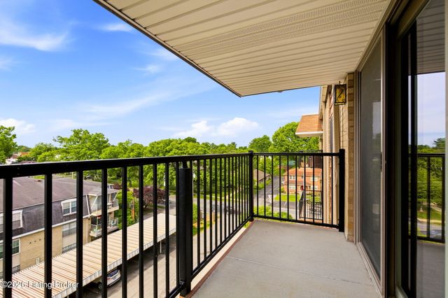 4180 Lyndon Way 507, Louisville, KY 40207