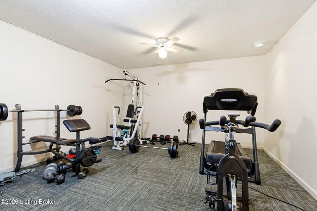 4180 Lyndon Way 507, Louisville, KY 40207