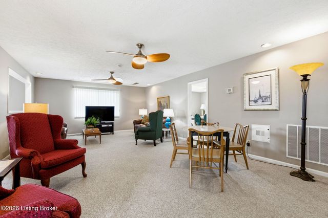 4180 Lyndon Way 507, Louisville, KY 40207