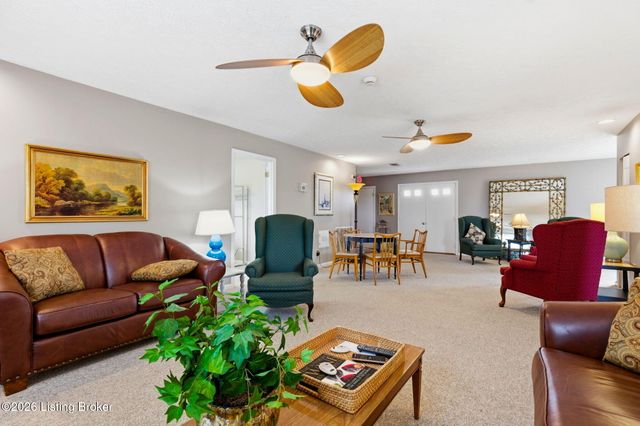 4180 Lyndon Way 507, Louisville, KY 40207