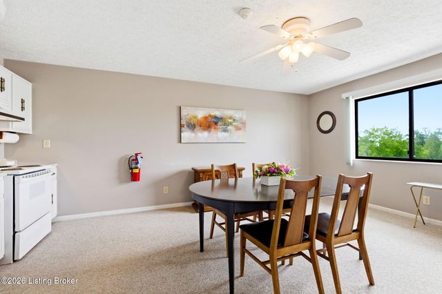 4180 Lyndon Way 507, Louisville, KY 40207