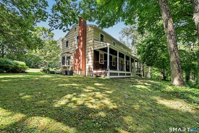 3 Saddle Ridge Road, Newtown, CT 06470