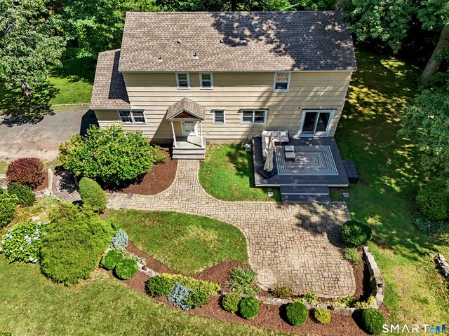 3 Saddle Ridge Road, Newtown, CT 06470