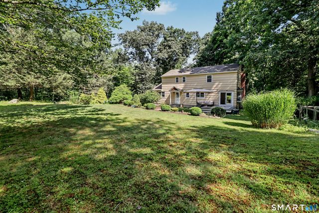 3 Saddle Ridge Road, Newtown, CT 06470