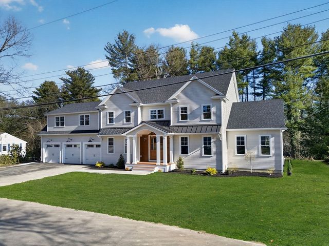 16 Evelyn St, Burlington, MA 01803