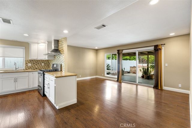1517 Uppingham, Thousand Oaks, CA 91360
