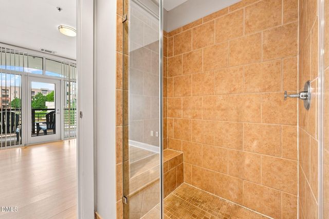 618 N Boylan Avenue 302, Raleigh, NC 27603
