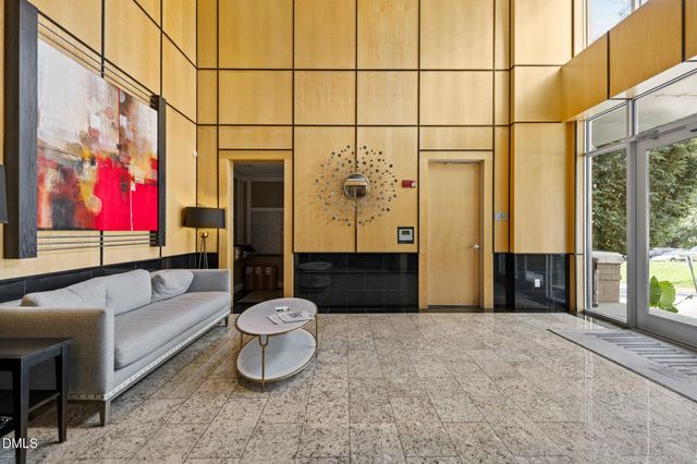 618 N Boylan Avenue 302, Raleigh, NC 27603