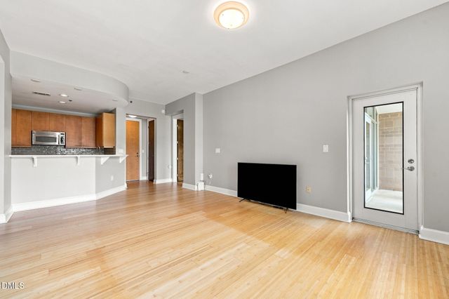 618 N Boylan Avenue 302, Raleigh, NC 27603