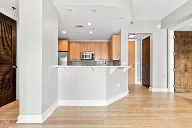 618 N Boylan Avenue 302, Raleigh, NC 27603
