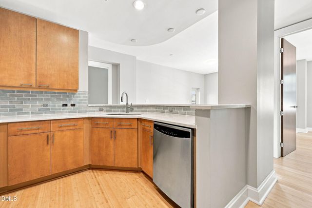 618 N Boylan Avenue 302, Raleigh, NC 27603