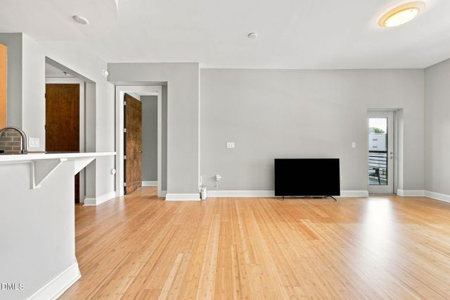 618 N Boylan Avenue 302, Raleigh, NC 27603