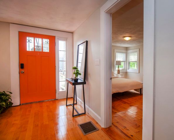 72 Chester Road, Derry, NH 03038
