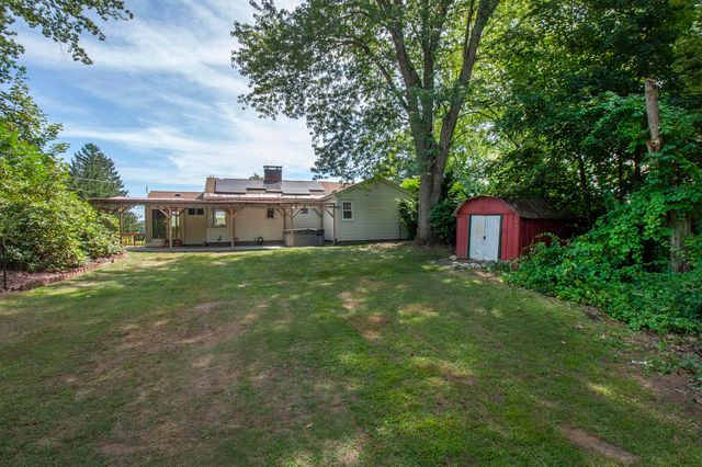 72 Chester Road, Derry, NH 03038