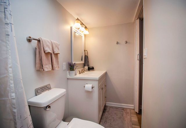 72 Chester Road, Derry, NH 03038