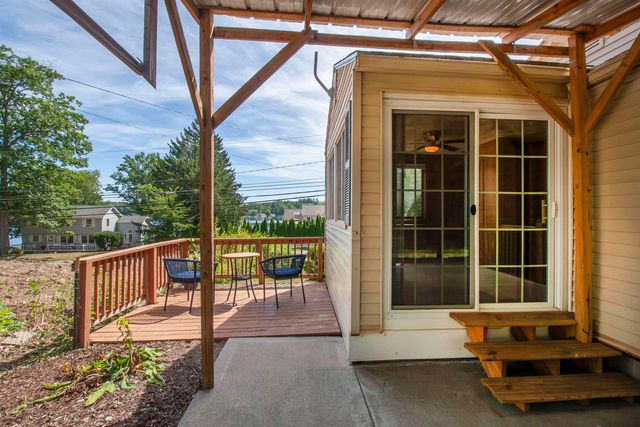 72 Chester Road, Derry, NH 03038
