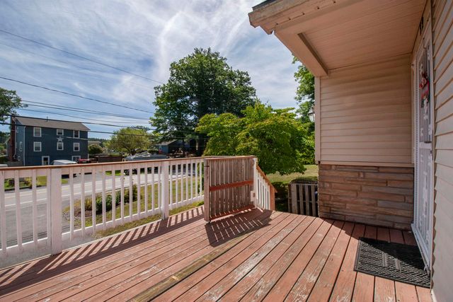 72 Chester Road, Derry, NH 03038