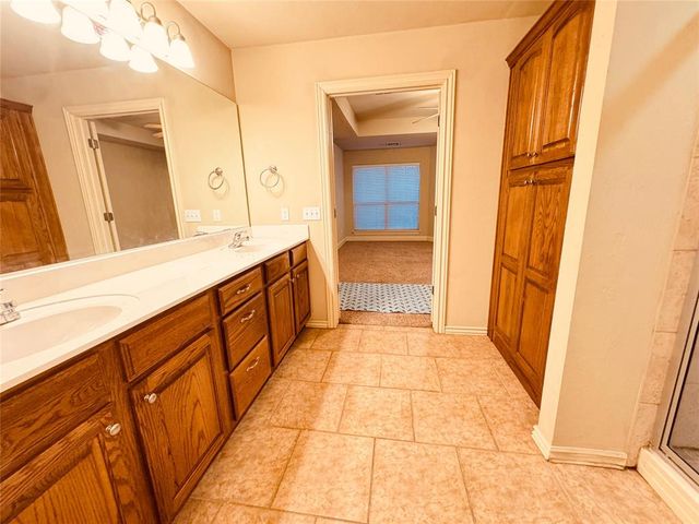 601 Ellsworth Avenue, Yukon, OK 73099