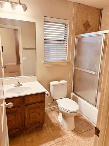 601 Ellsworth Avenue, Yukon, OK 73099