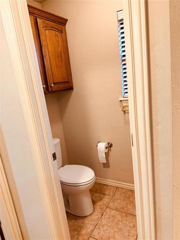 601 Ellsworth Avenue, Yukon, OK 73099