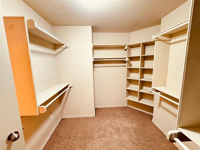 601 Ellsworth Avenue, Yukon, OK 73099