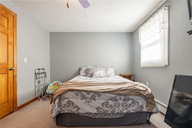 60 Salisbury Road, Glocester, RI 02814