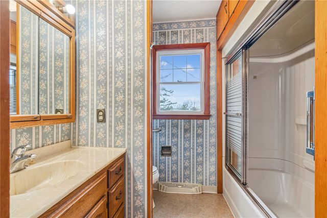 1007 Raney Street, Hiawatha, IA 52233