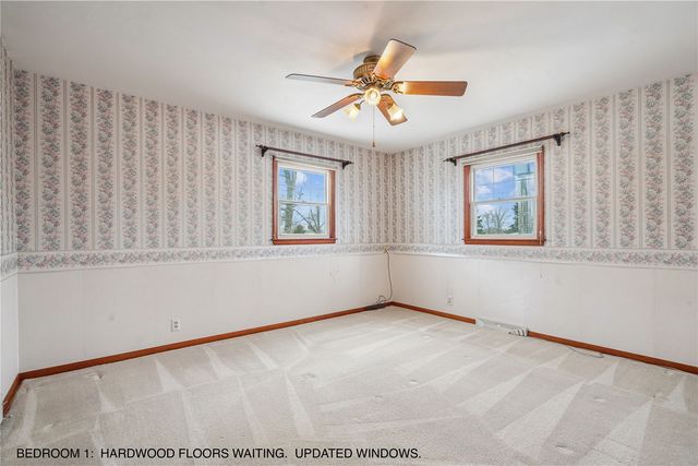1007 Raney Street, Hiawatha, IA 52233
