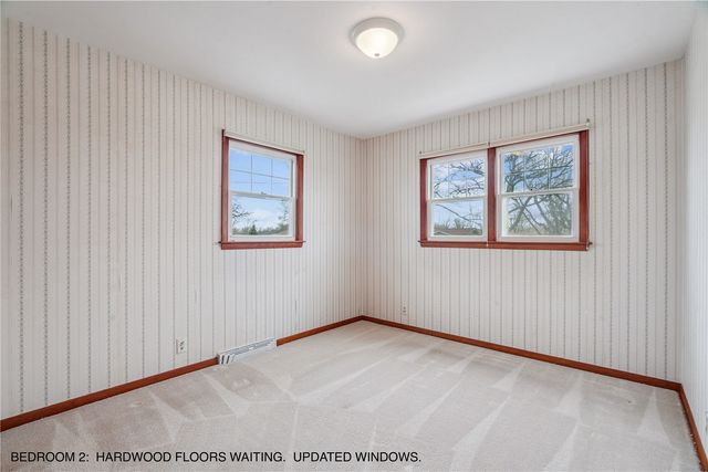 1007 Raney Street, Hiawatha, IA 52233