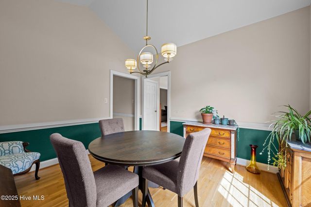 202 Nyon Court, New Bern, NC 28562