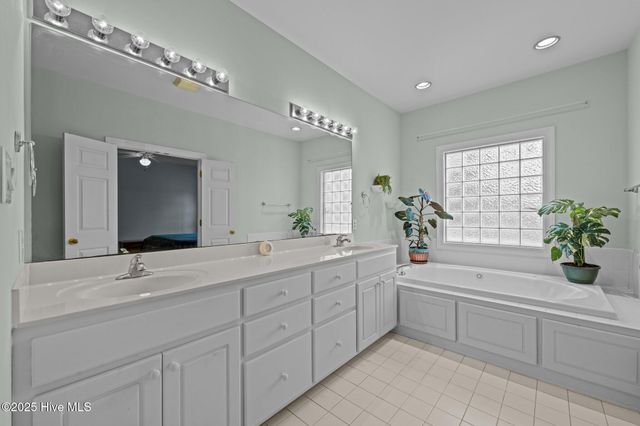 202 Nyon Court, New Bern, NC 28562