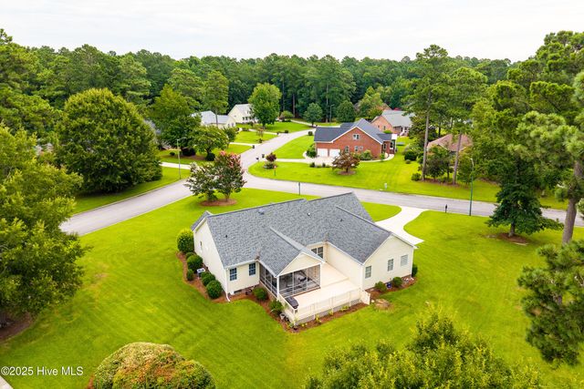 202 Nyon Court, New Bern, NC 28562