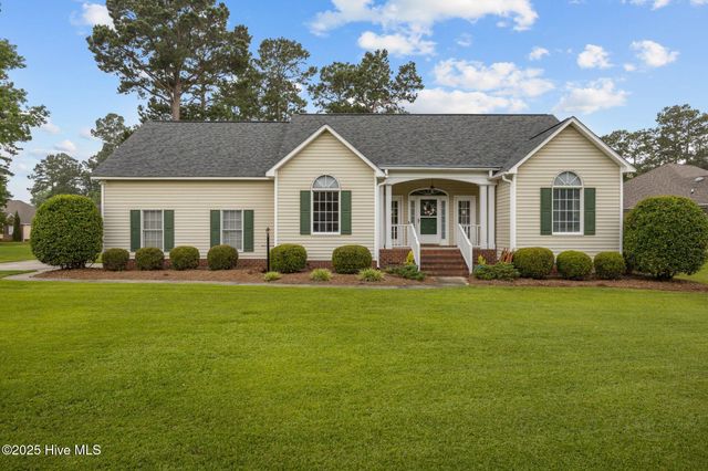 202 Nyon Court, New Bern, NC 28562