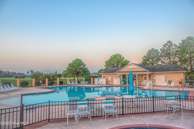 202 Nyon Court, New Bern, NC 28562