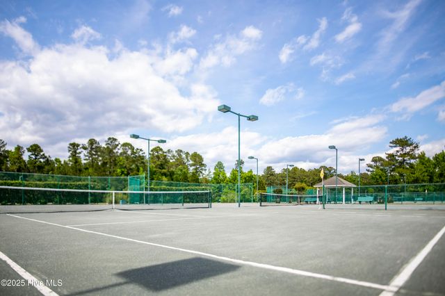 202 Nyon Court, New Bern, NC 28562