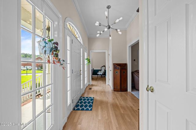 202 Nyon Court, New Bern, NC 28562
