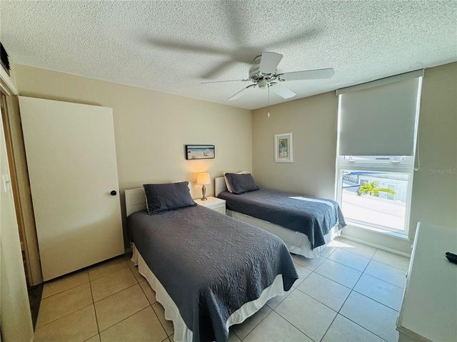 6518 MIDNIGHT PASS ROAD 209, Sarasota, FL 34242