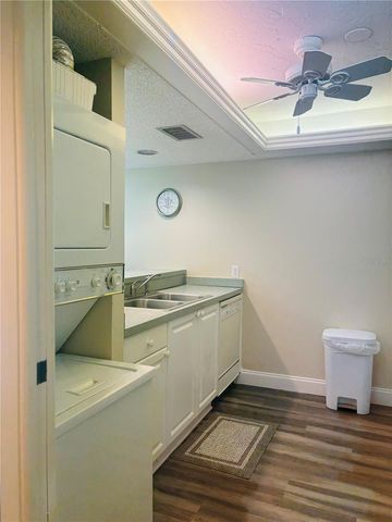 6518 MIDNIGHT PASS ROAD 209, Sarasota, FL 34242